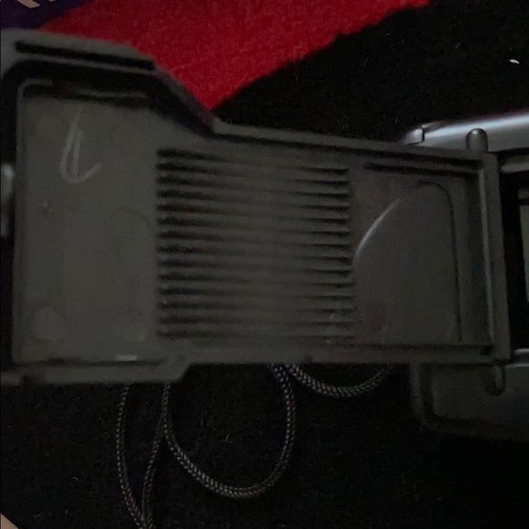 HARRAH'S Las Vegas 35mm Cam 24mm lens with tin box - Picture 13 of 13